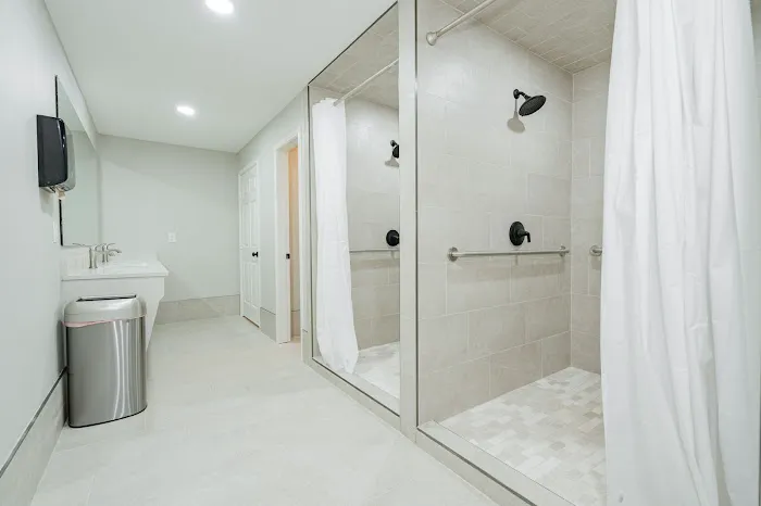 Royal Oaks RV Park Picture 3