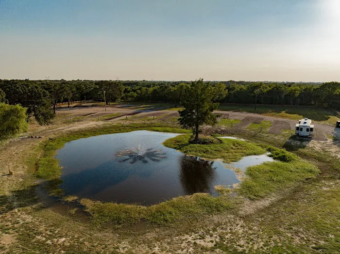 Royal Oaks RV Park Picture 5