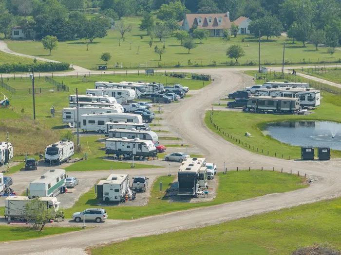Premier RV Park Picture 8
