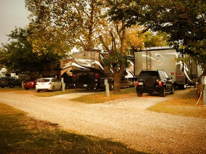 Dallas Northeast Campground & RV Park Picture 5