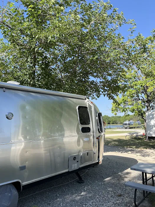 Dallas Northeast Campground & RV Park Picture 9