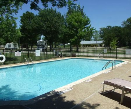 Patriot RV Park - Waco