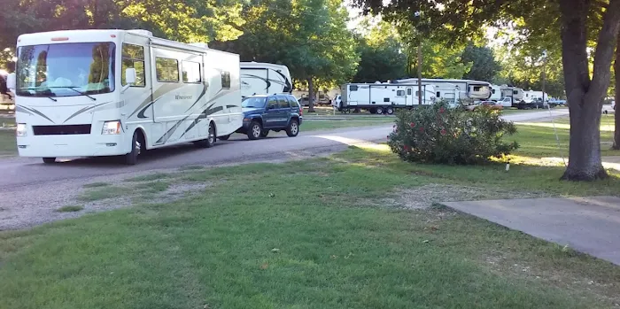 Patriot RV Park - Waco Picture 9