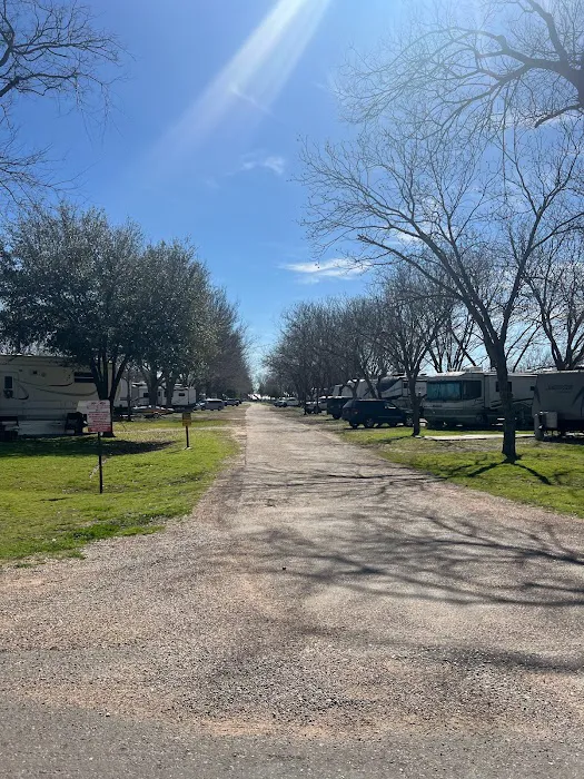 Patriot RV Park - Waco Picture 6