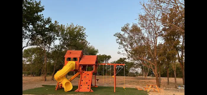 Imagine Communities Waco RV Park Picture 4