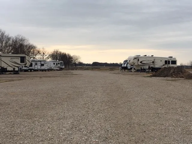 Downs Farm RV Park Picture 3