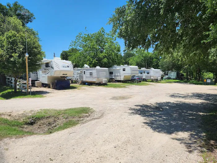 Waco, TX RV Park Picture 2