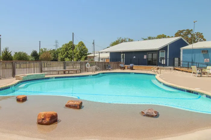 Blue Sky I-35 RV Park Picture 1