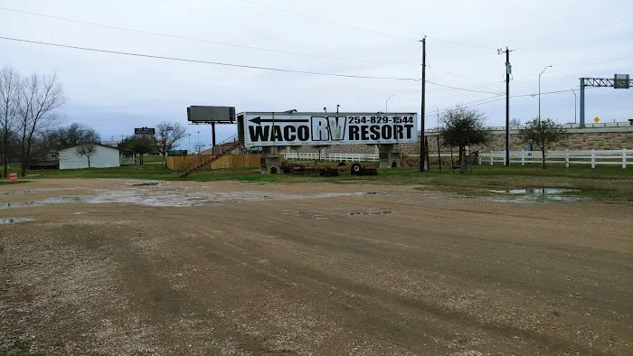 Waco RV Resort Picture 1