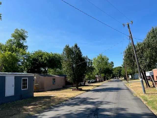 Ridgecrest Picture 4