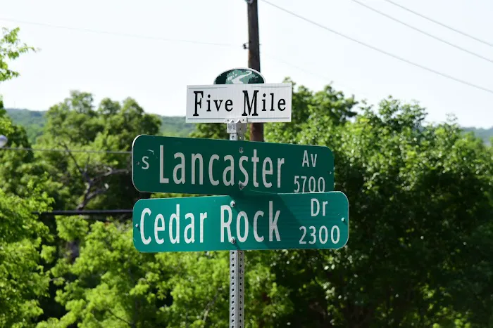 Cedar Ridge Mobile Home & RV Park Picture 10