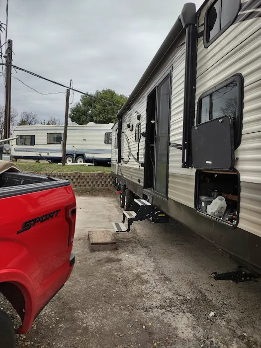 Good Luck RV Park Picture 8