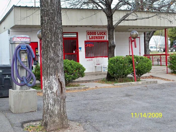 Good Luck RV Park Picture 6