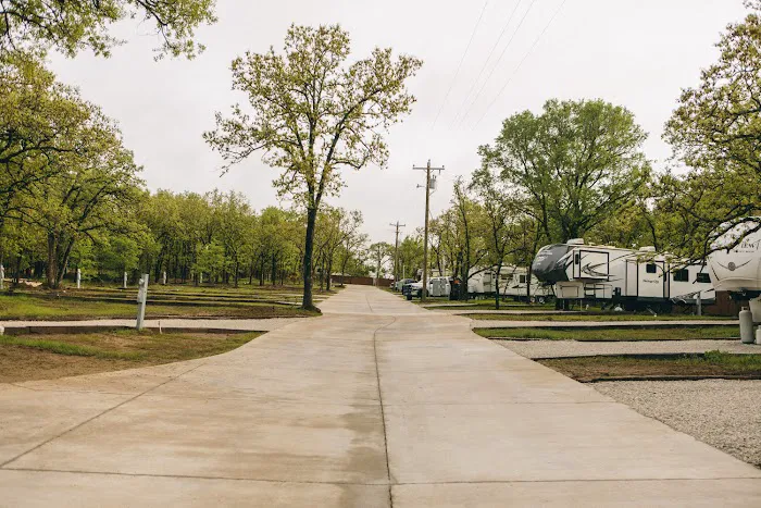 Haven RV Park Picture 10