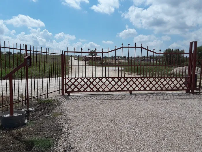 Cisco's Country Oasis RV Park Inc. Picture 3