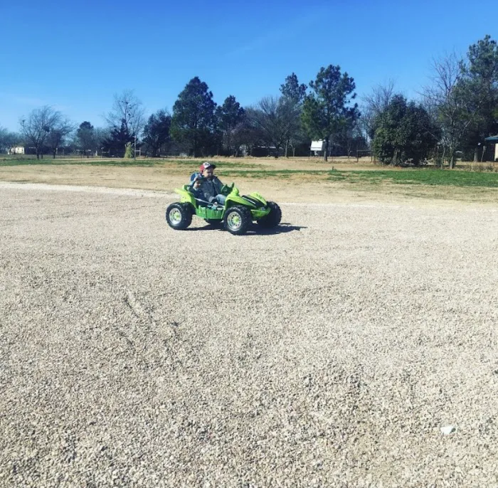 Eagle Ridge RV Park Picture 10