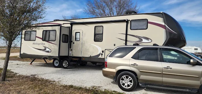 7H RV Park Picture 4