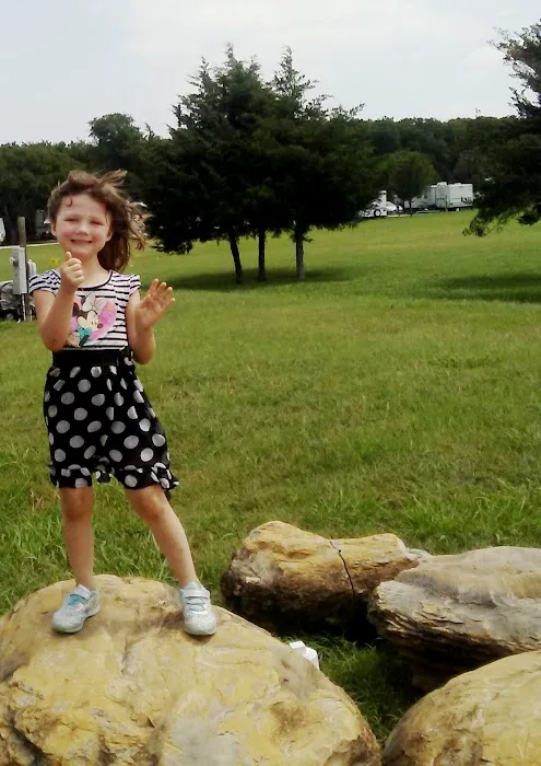 Dodge City RV Park Picture 10