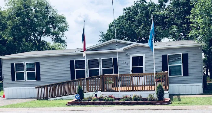 Breezy Oaks Manufactured Home Community Picture 1