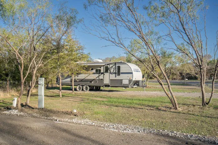 Pecan Creek RV Park Picture 2