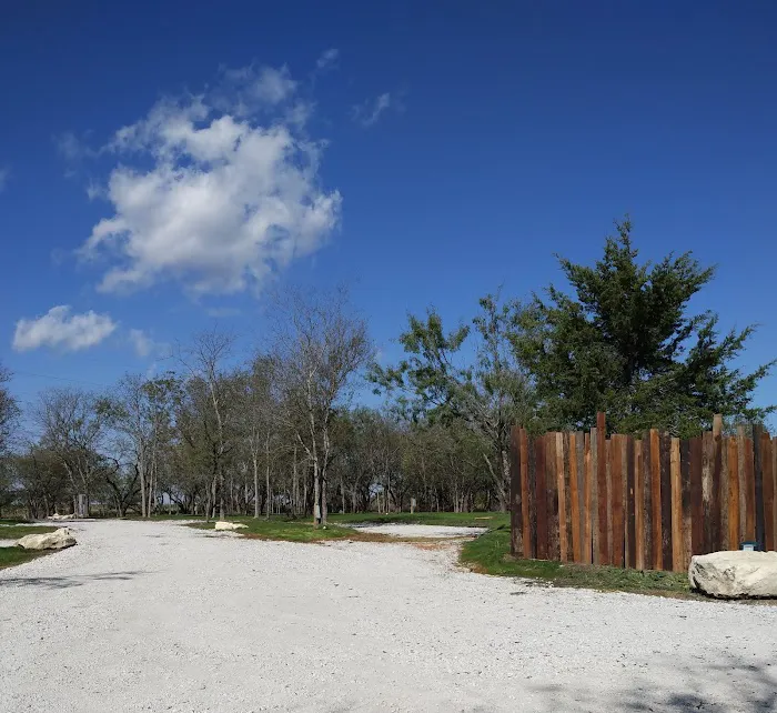 Whispering Elms RV Park, A Senior Living Community Picture 5