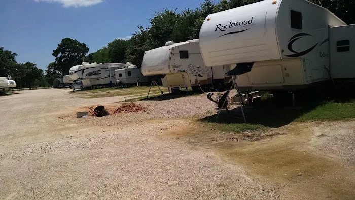 Rock N Robin RV Resort Picture 4