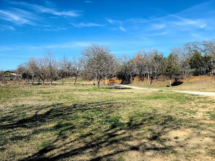 Lake Posada RV Park Picture 2