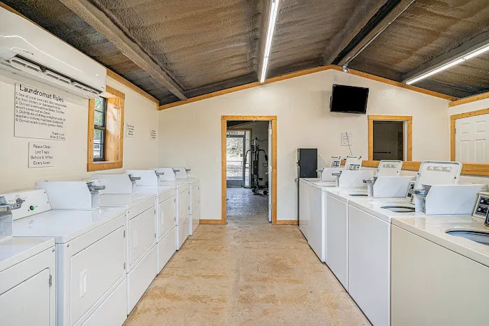 Southern Meadows RV Park Picture 2