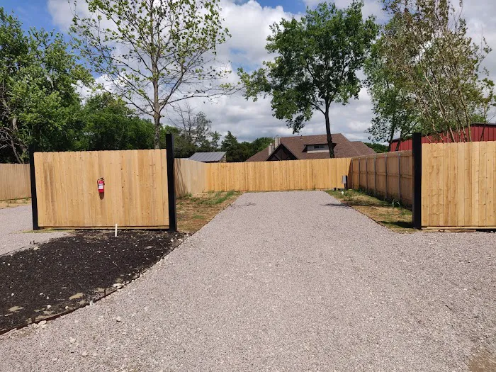 Lavon Luxury RV Village Picture 2