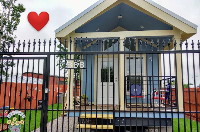 Lavon Luxury RV Village Picture 10