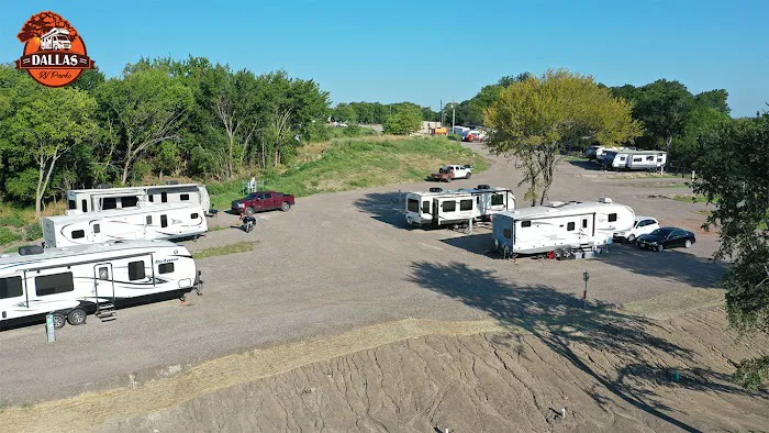 Dallas Rockwall RV PARK & Tiny Home Community Picture 3
