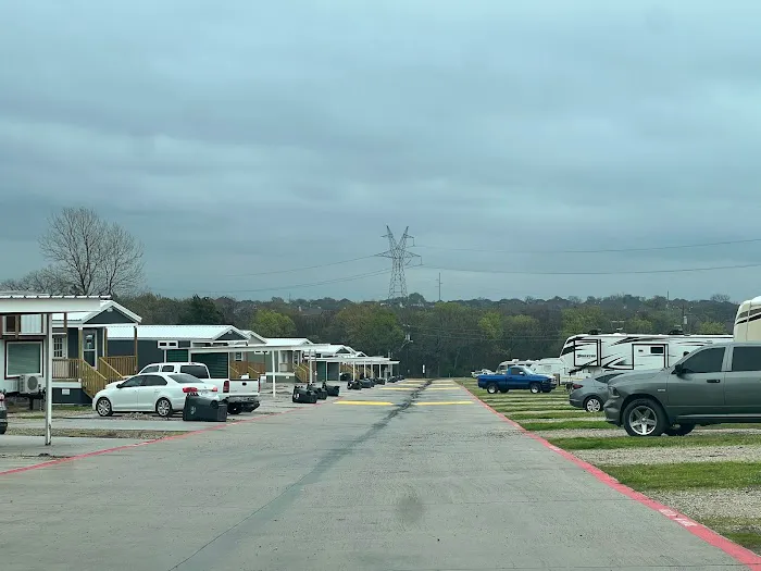 Hidden Valley RV and Tiny Home Park Picture 8