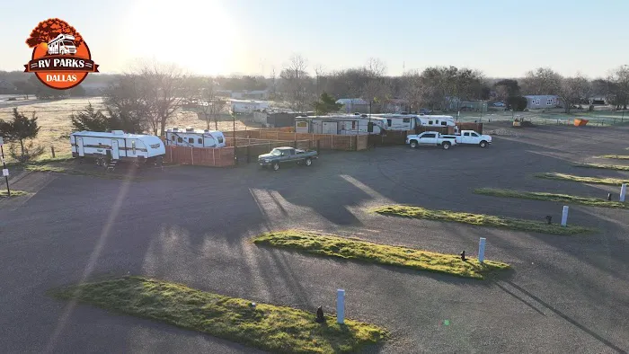 Dallas Wylie RV Park Picture 7