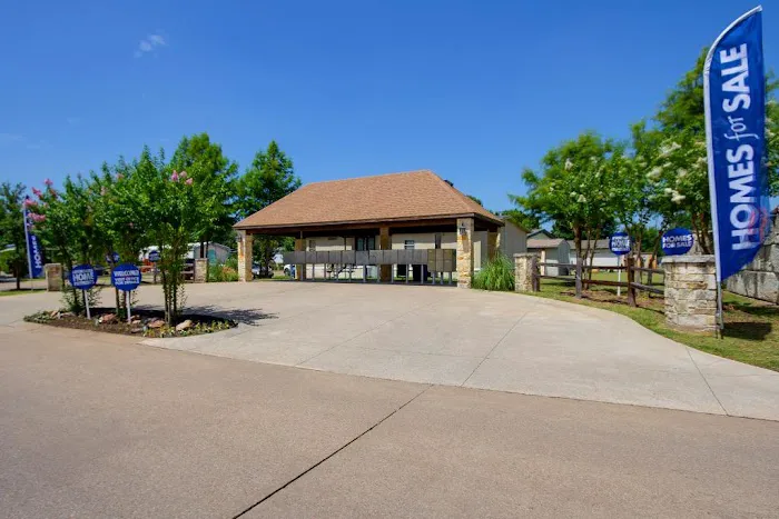 Glen Knoll Manufactured Home Community Picture 7