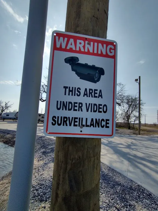 Cameron Prairie RV Park Picture 10