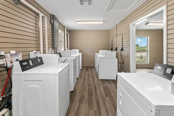 Cameron Prairie RV Park Picture 8