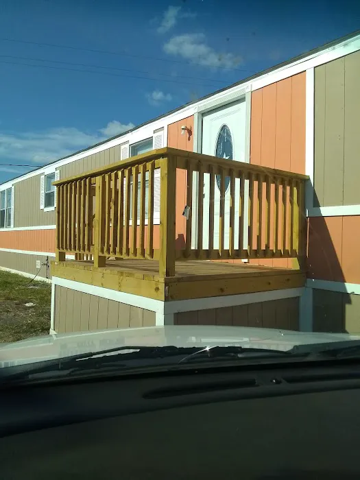 Stafford Mobile Home Park Picture 3