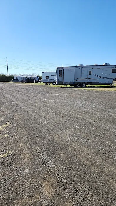 Riverbend RV Park Picture 4