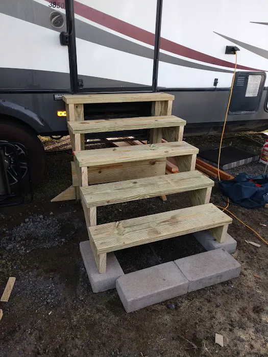 Riverbend RV Park Picture 10