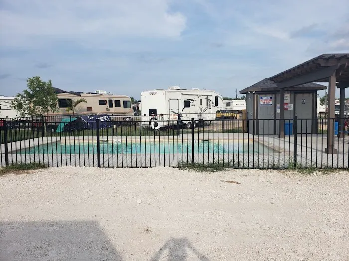 Texas 6 RV Park Picture 5