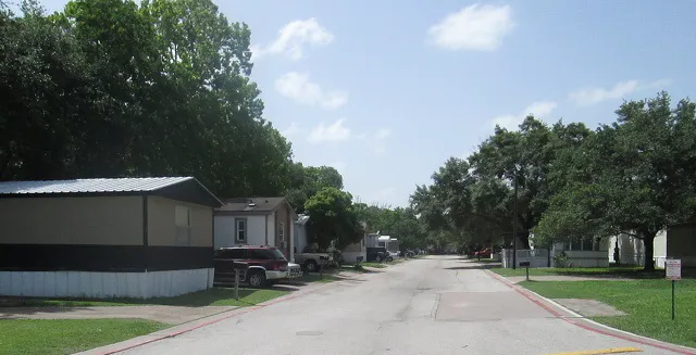 Tranquility Village Mobile Home Park Picture 2