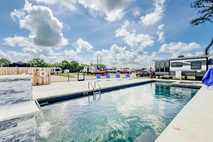 Alvin RV Resort Picture 2