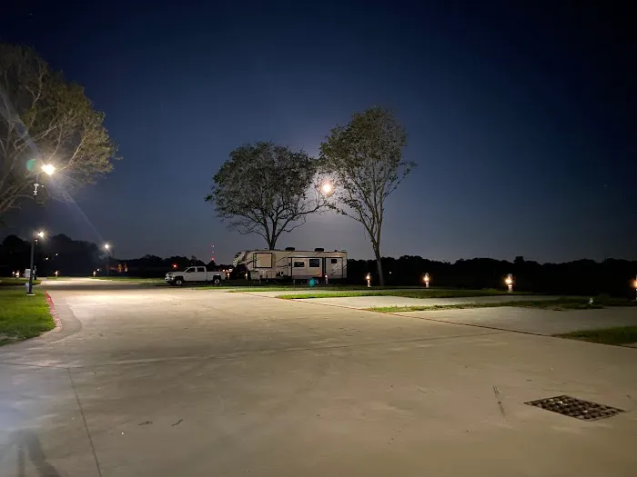 Alvin RV Resort Picture 8