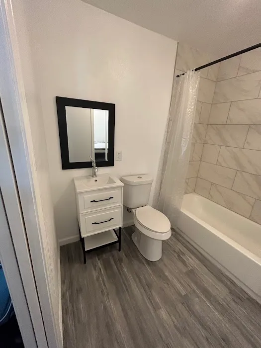 Palm RV Park Campground & Cabin Rental Picture 1