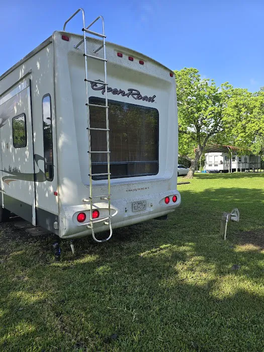 Long Term RV Park Picture 2