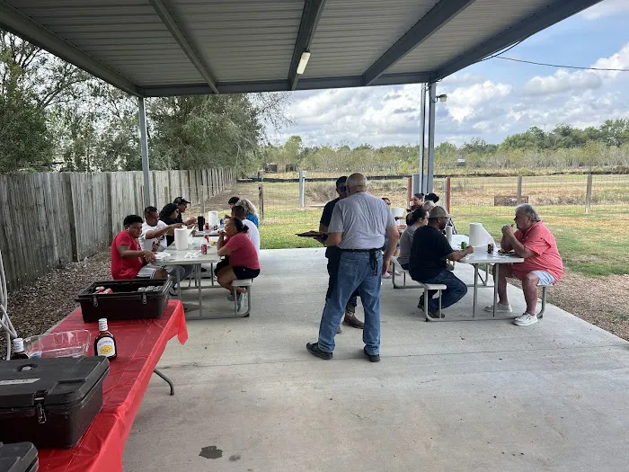 Paradise Park RV Community Picture 2