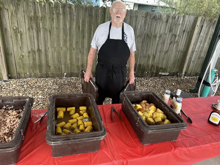 Paradise Park RV Community Picture 4