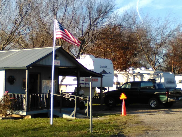 East Texas RV Park Picture 2