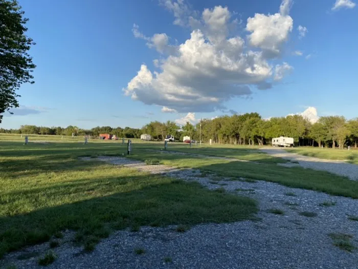 Country Campin’ RV Park Picture 1