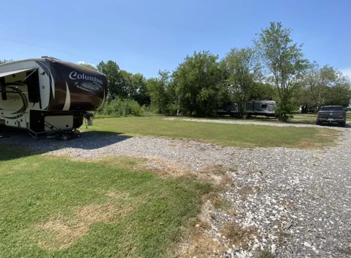 Country Campin’ RV Park Picture 2